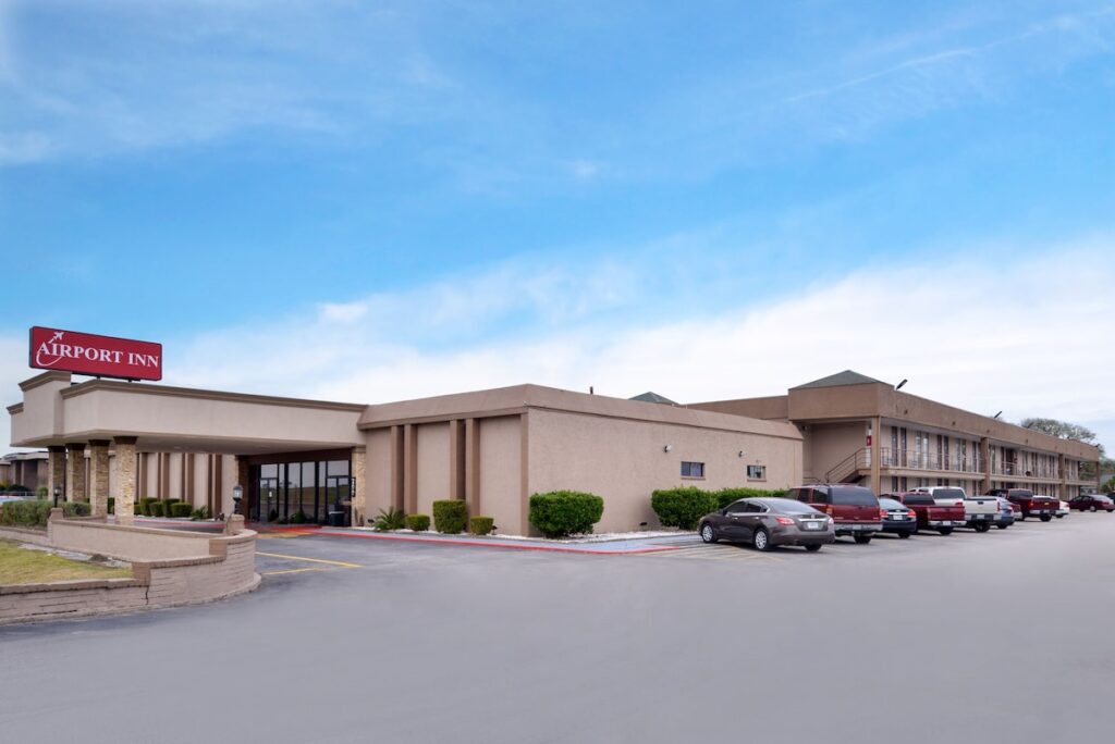 Airport Inn