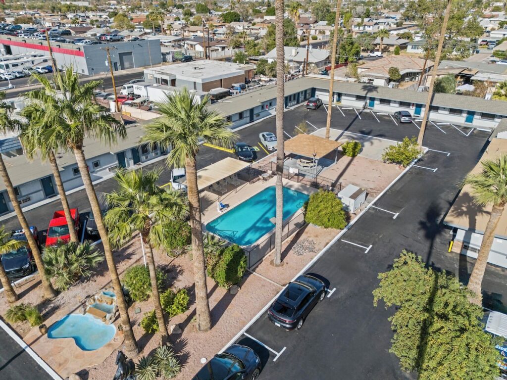 American Executive Inn