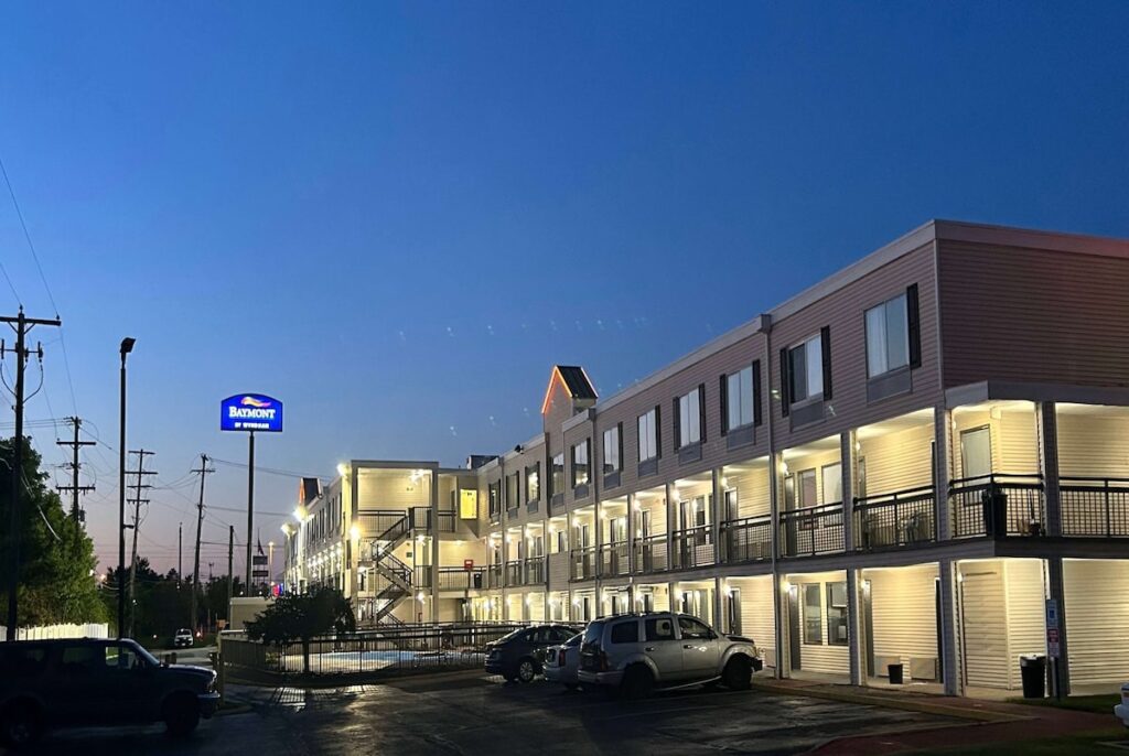 Baymont Inn and Suites by Wyndham Columbus / Near OSU