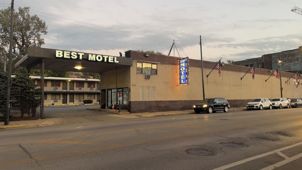 Best Motel By OYO Chicago I-90