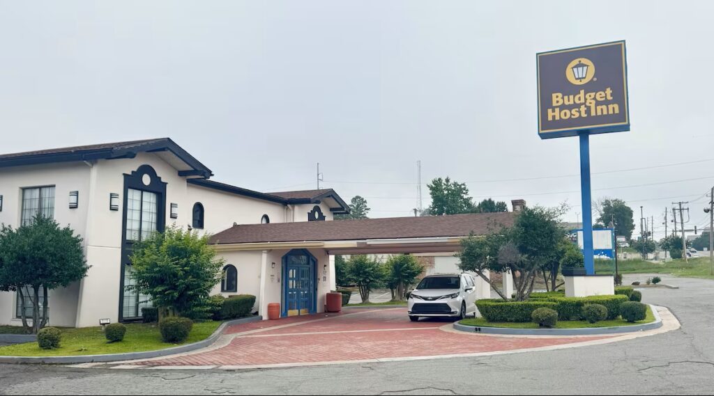 Budget Host Inn- Medical Center