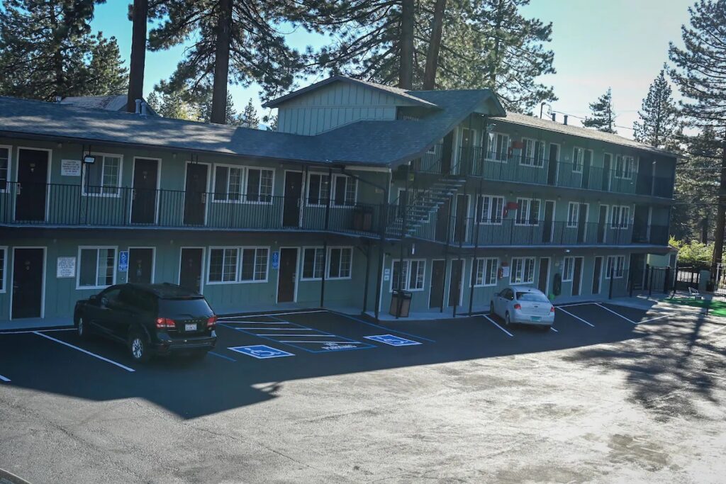 Budget INN At The Heavenly Gondola