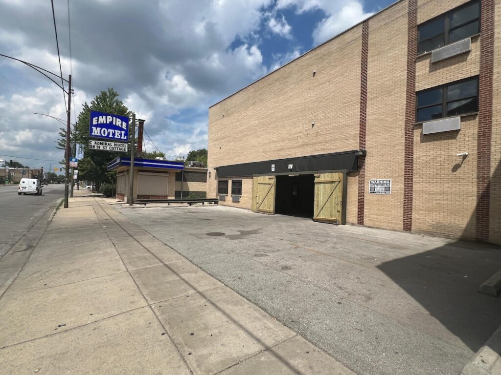 Capital O Empire Motel Chicago I-94