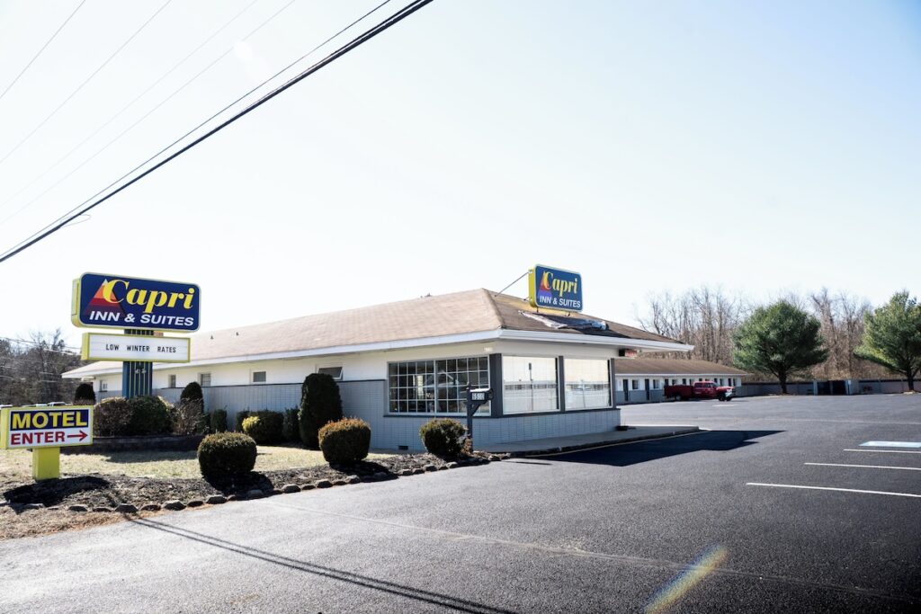 Capri inn and Suites