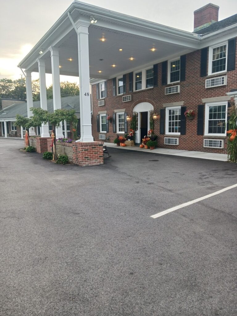 Colonial Inn Seekonk