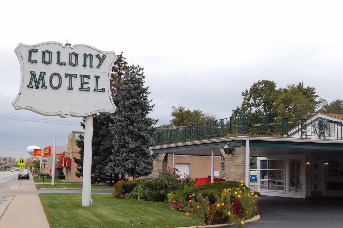 Colony Motel
