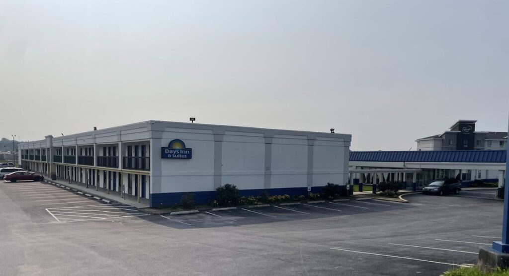 Days Inn & Suites by Wyndham York