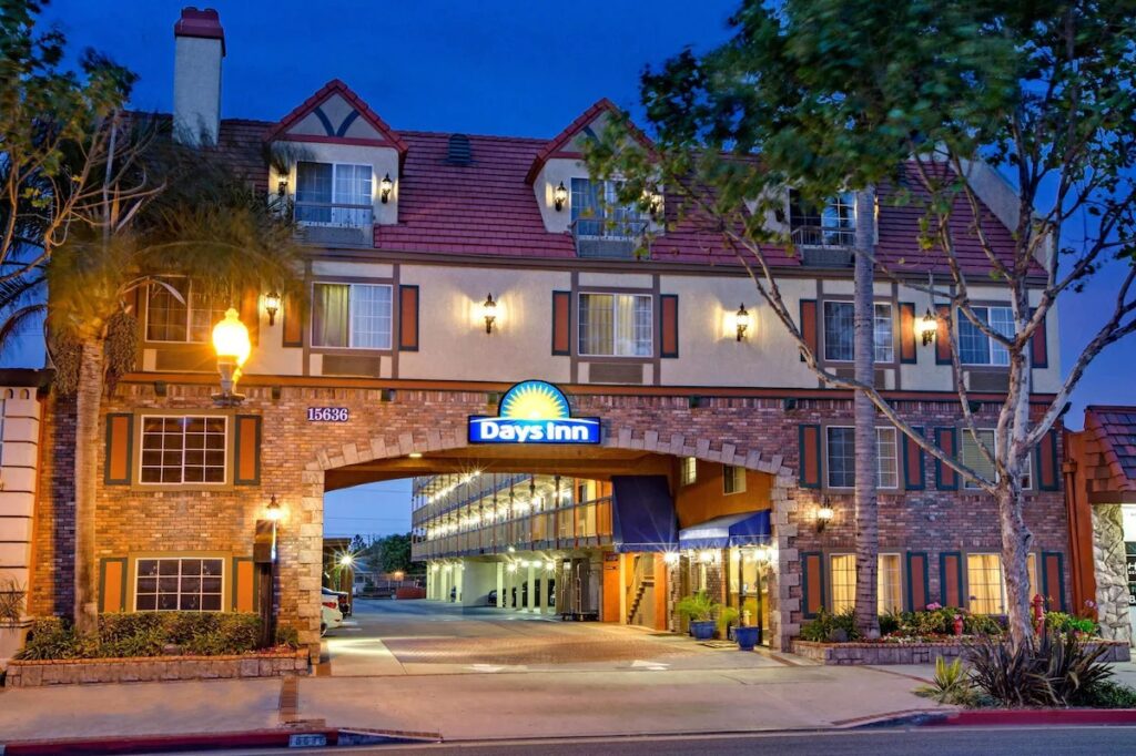 Days Inn by Wyndham Los Angeles LAX/Redondo/Manhattan Beach