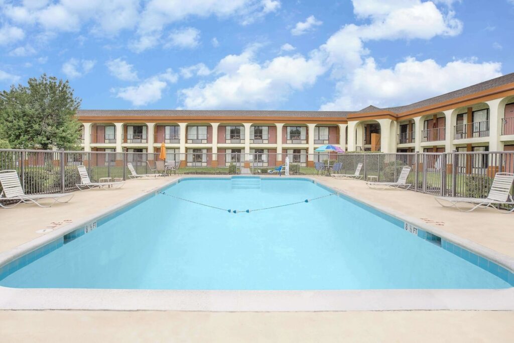 Days Inn by Wyndham Ruther Glen Kings Dominion Area