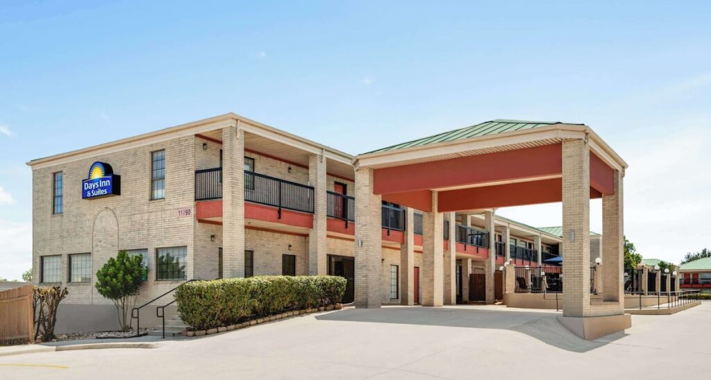 Days Inn by Wyndham San Antonio Near Fiesta Park