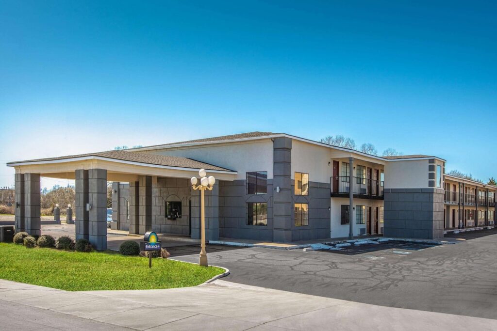 Days Inn by Wyndham Waco Near Downtown/University