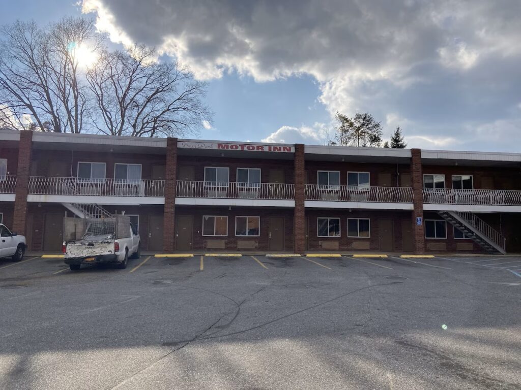 Deer Park Motor Inn