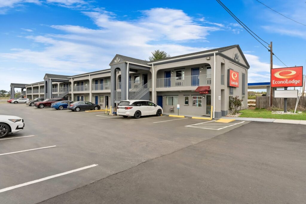 Econo Lodge Fredericksburg near I-95