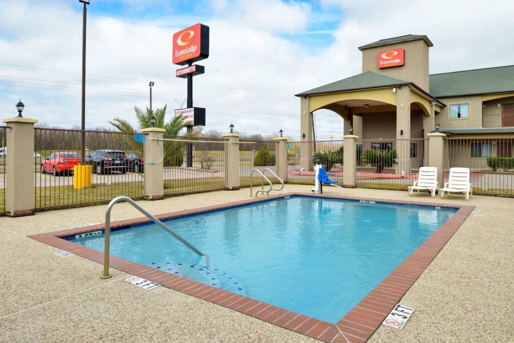 Econo Lodge Inn & Suites Port Arthur near Sabine Pass