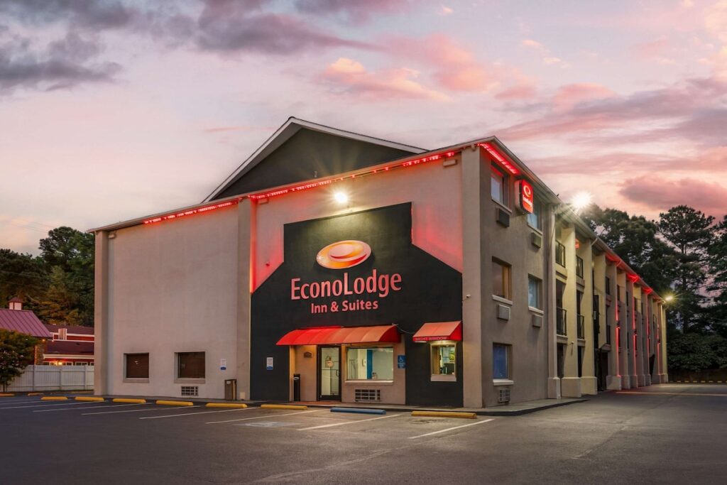 Econo Lodge Inn & Suites Virginia Beach - Norfolk