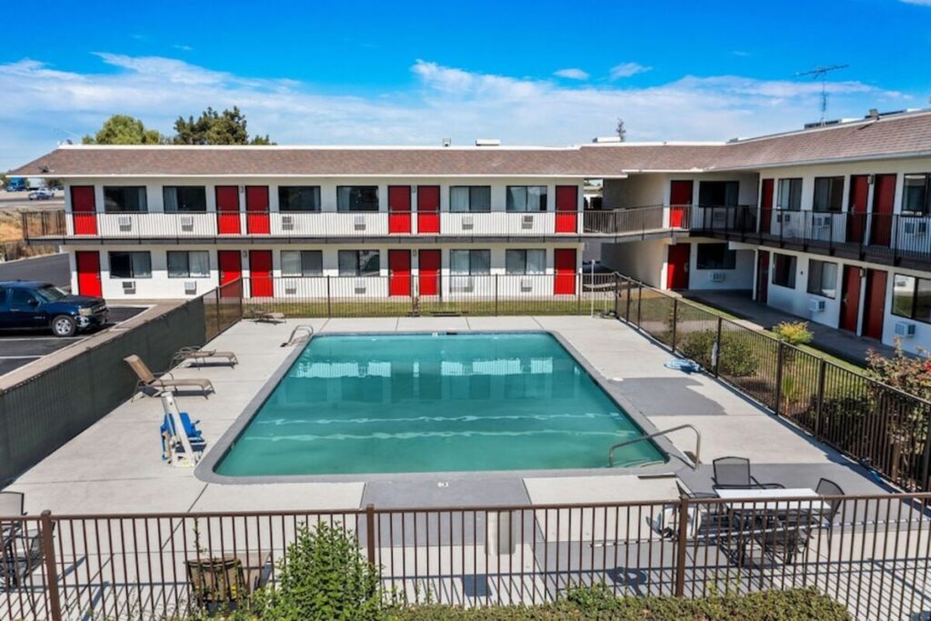 Econo Lodge Stockton near I-5 Fairgrounds