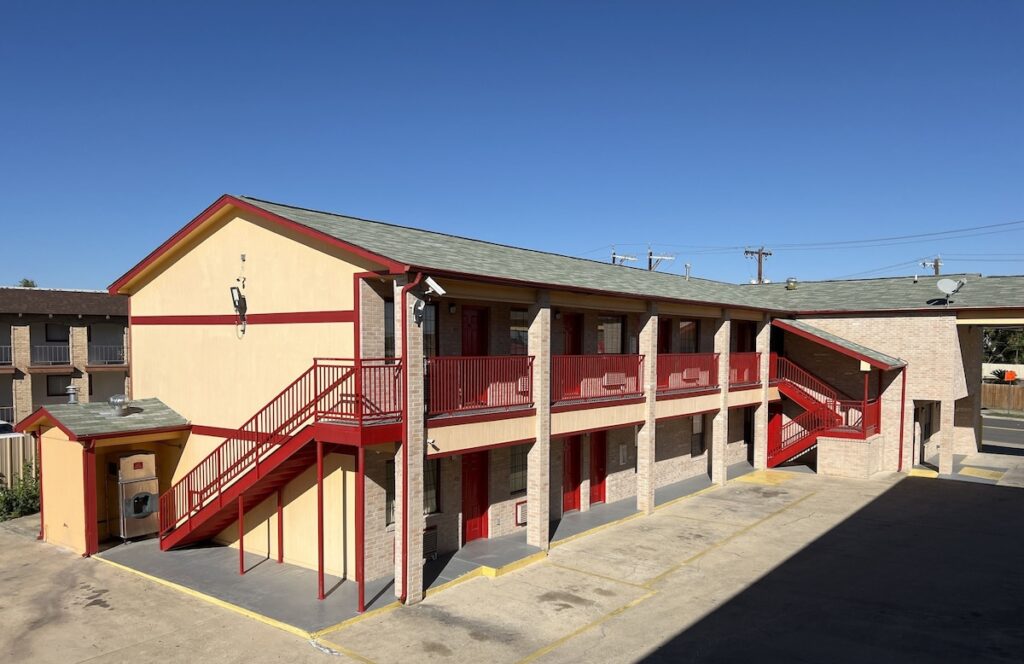 Executive Inn & Suites Lackland AFB