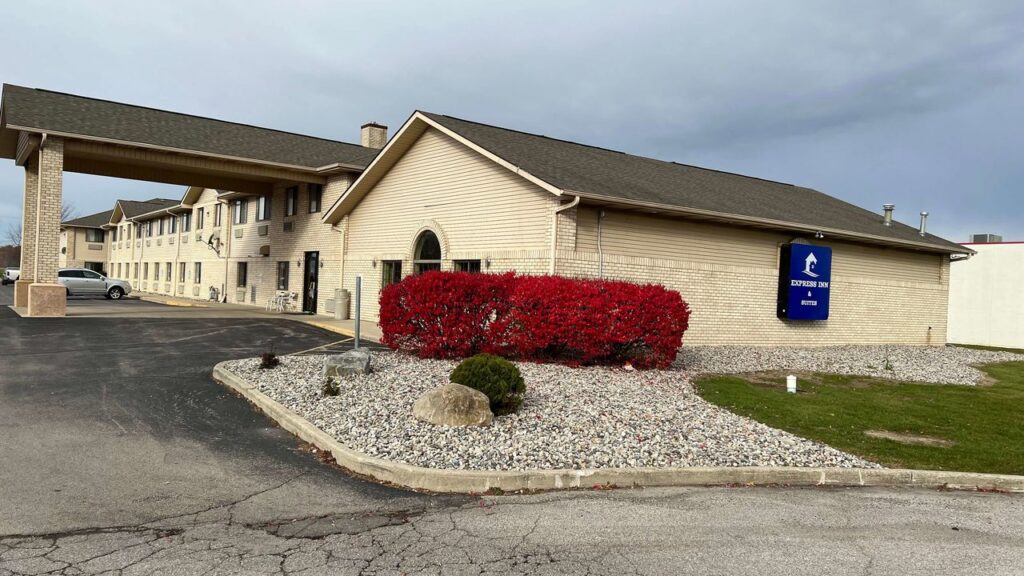 Express Inn & Suites