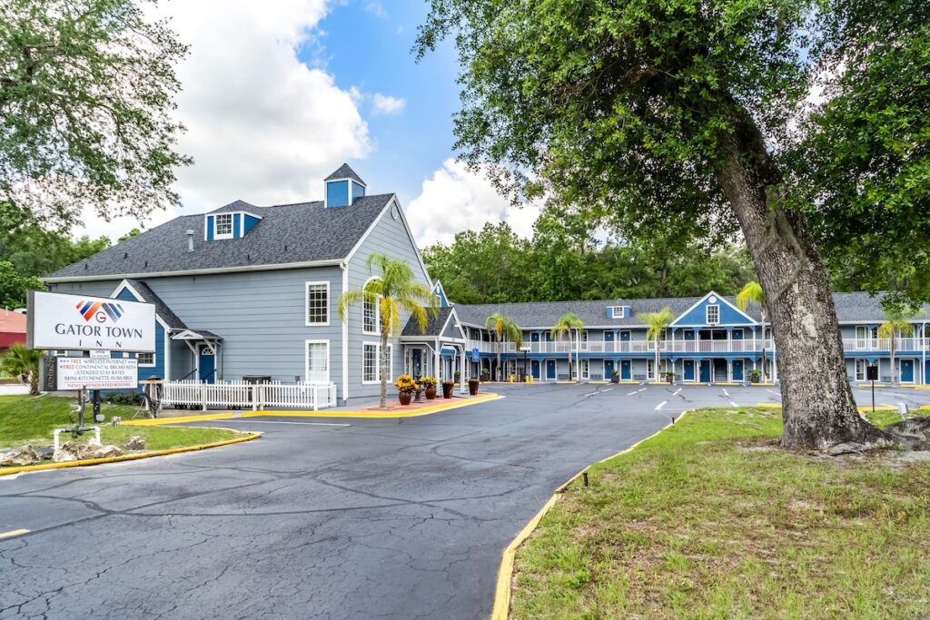 Gator Town Inn