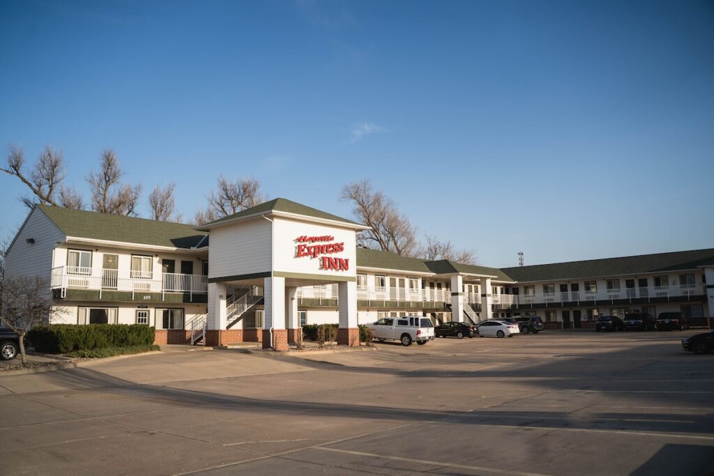Haysville Express Inn