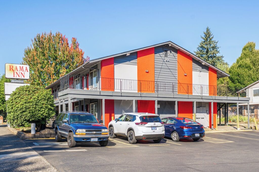 Hotel O Rama Inn & RV Park