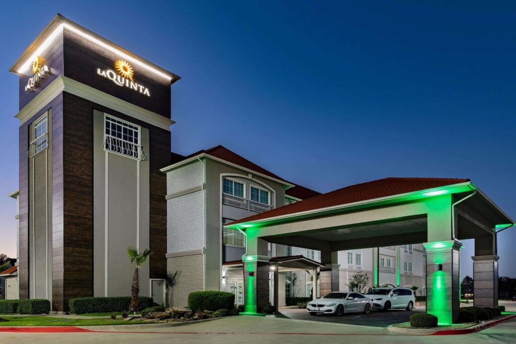 La Quinta Inn & Suites by Wyndham Garland Harbor Point