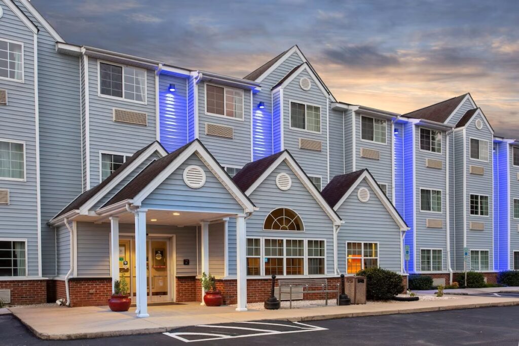 Microtel Inn & Suites by Wyndham Lillington / Campbell Univ