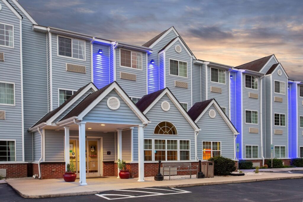 Microtel Inn & Suites by Wyndham Lillington / Campbell Univ