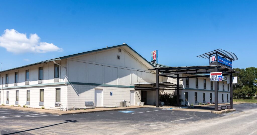 Motel 6 Arkadelphia, AR