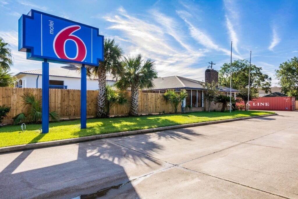 Motel 6 Freeport, TX