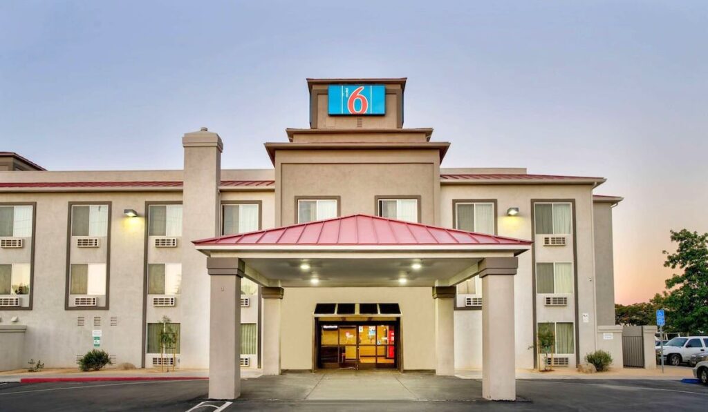 Motel 6 Hesperia, CA - West Main Street I-15