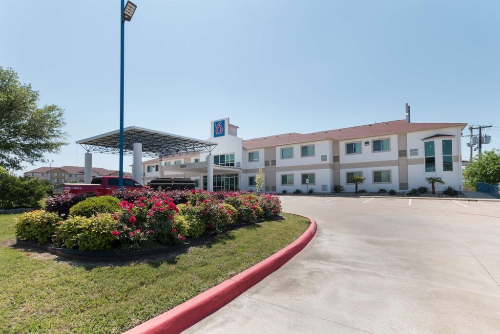 Motel 6 Hillsboro, TX