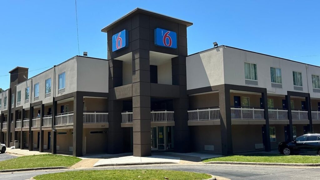 Motel 6 Raleigh, NC - North