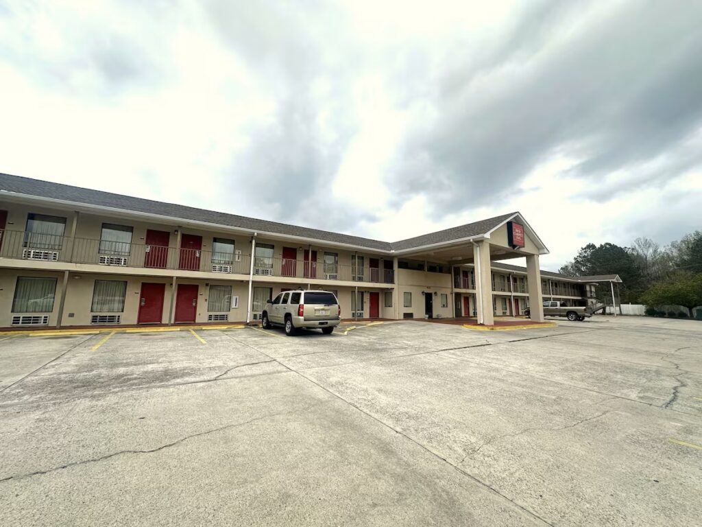 OYO Hotel East Macon I-75
