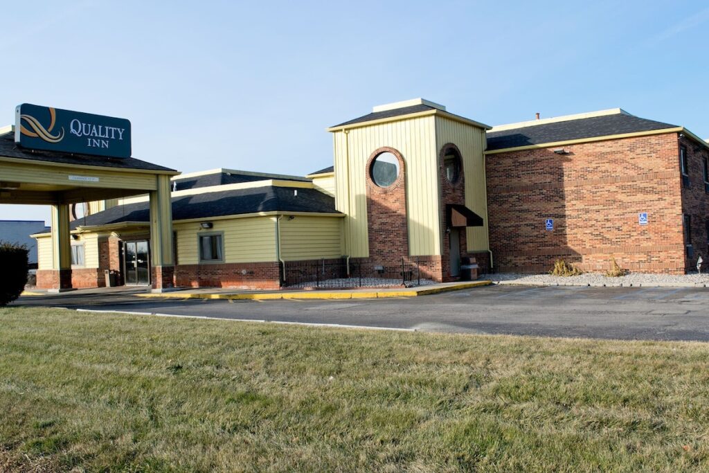 Quality Inn Alexis Rd