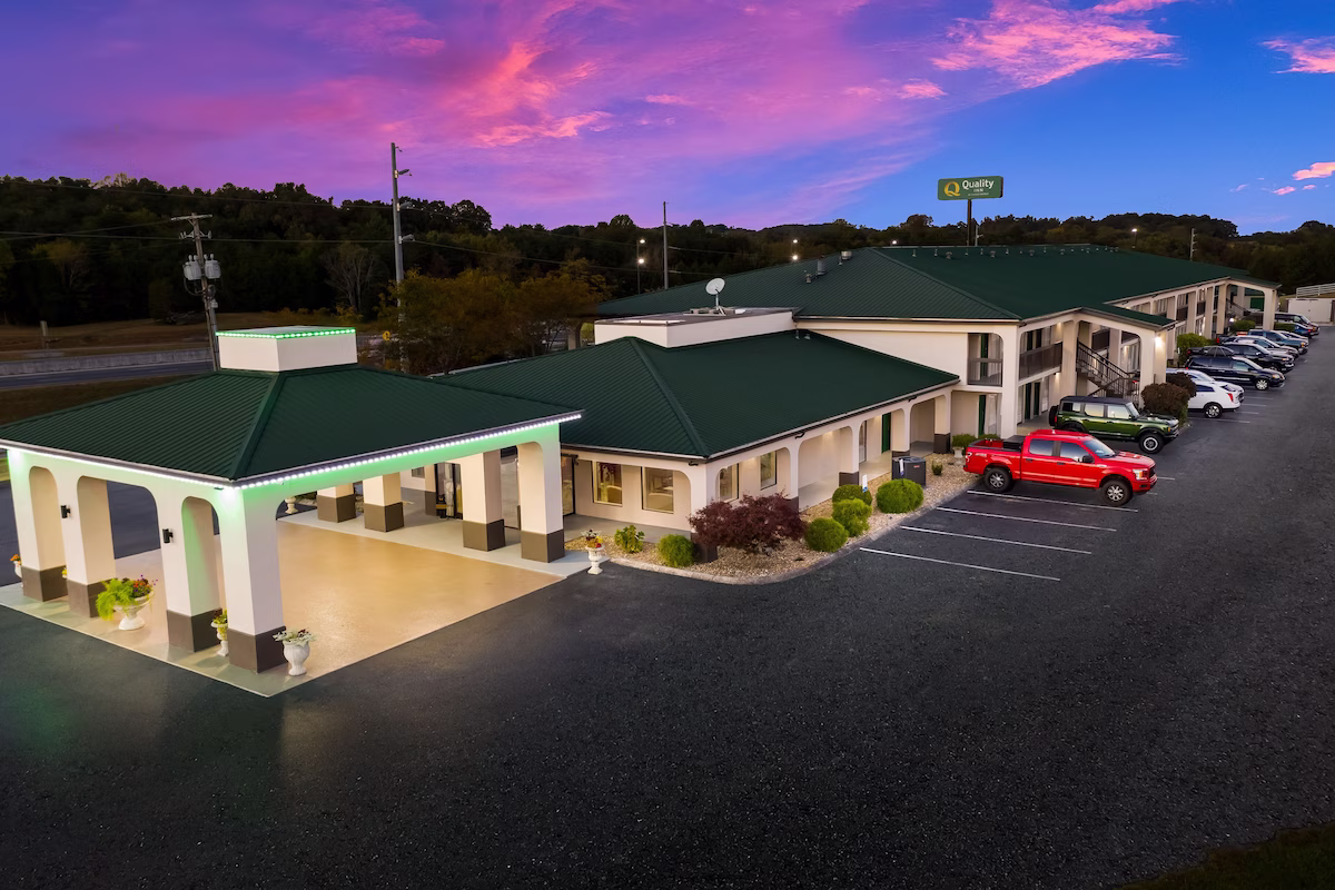 Econo Lodge Inn & Suites Knoxville East