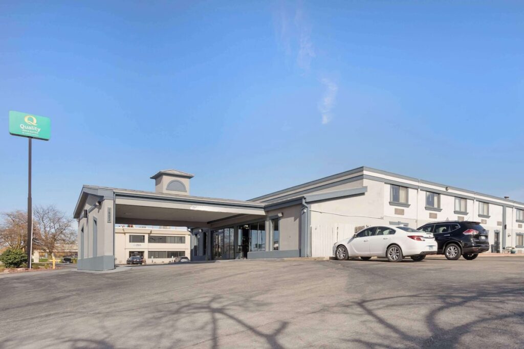 Quality Inn & Suites Bloomington University Area