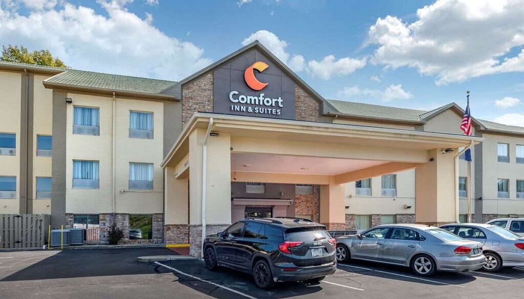 Quality Inn & Suites Cincinnati Uptown Norwood