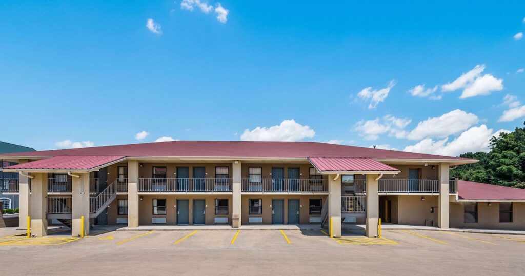 Quality Inn & Suites Hot Springs-Lake Hamilton