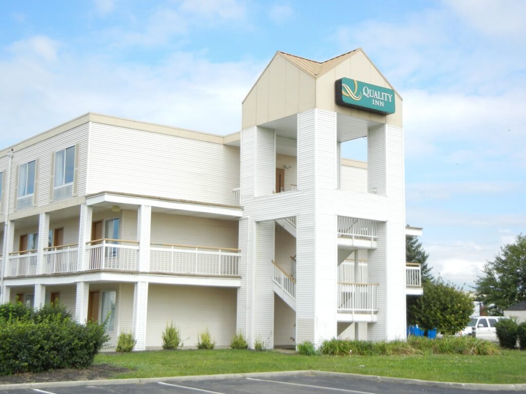 Quality Inn Toledo Airport
