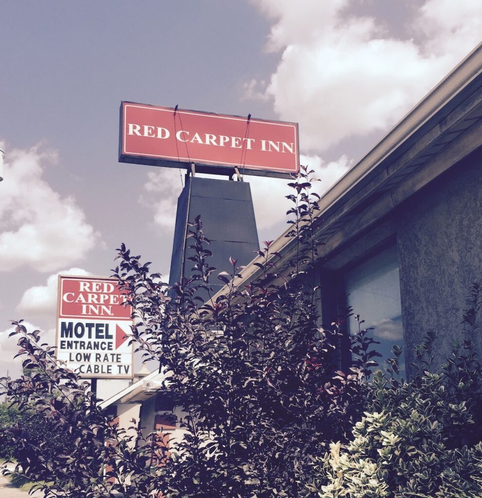 Red Carpet Inn