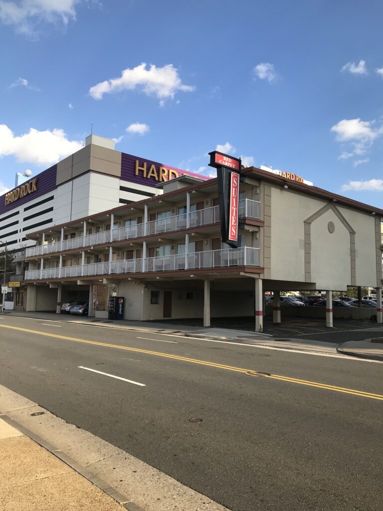 Red Carpet Inn & Suites