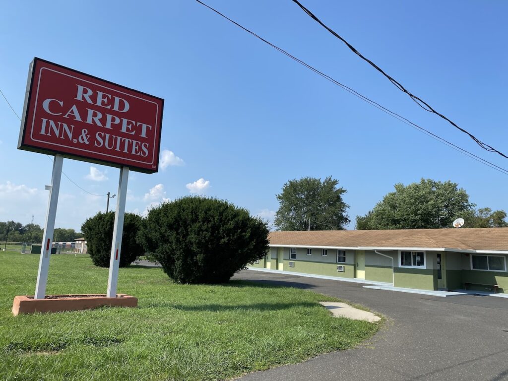 Red Carpet Inn and Suites