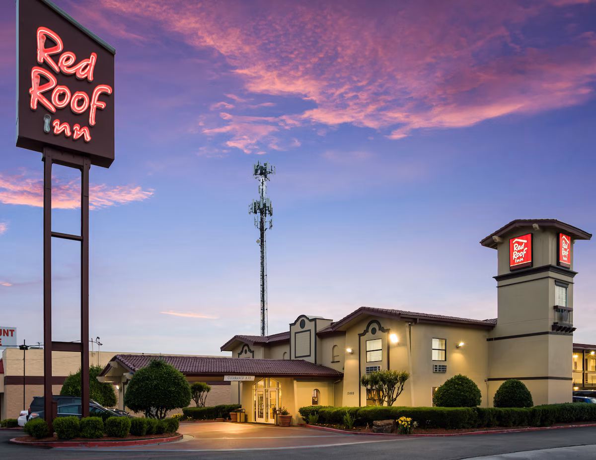 Red Roof Inn North Dallas - Park Central
