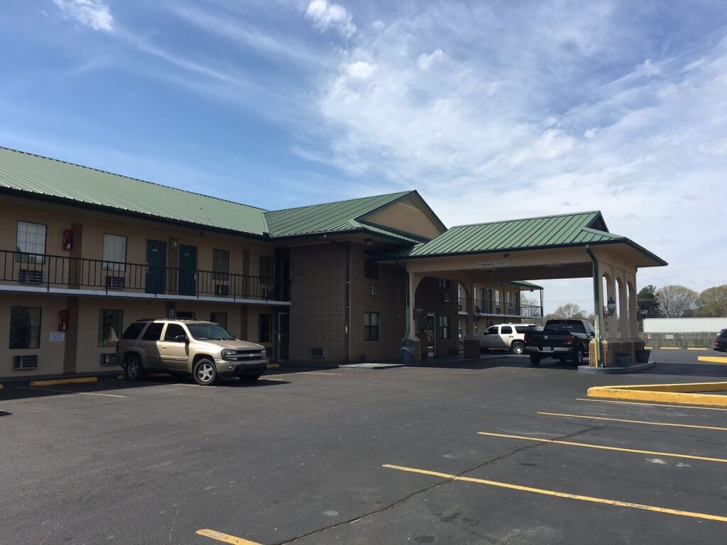 Regency Inn & Suites