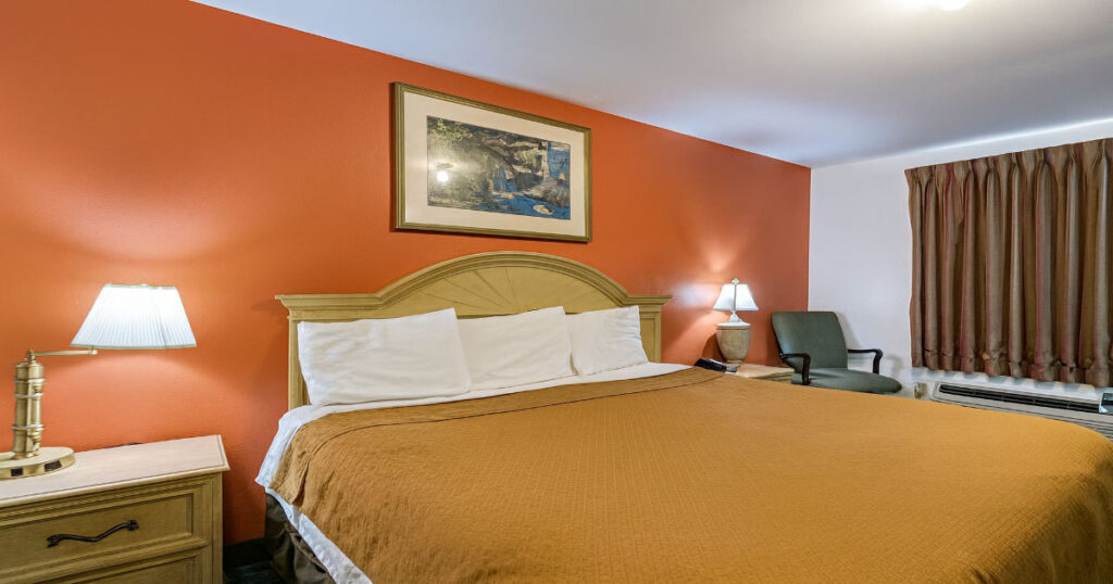 Rodeway Inn & Suites Enterprise