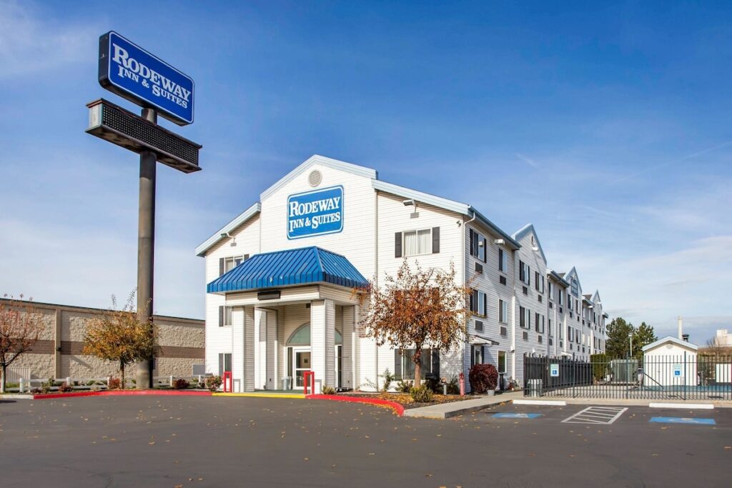 Rodeway Inn & Suites - Nampa