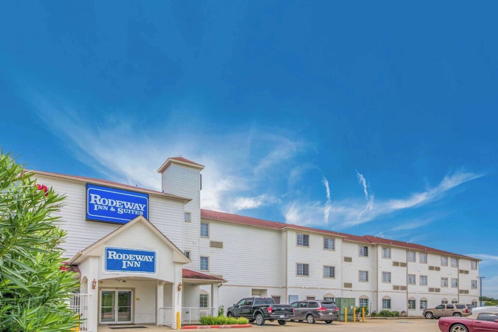 Rodeway Inn & Suites Port Arthur - Groves