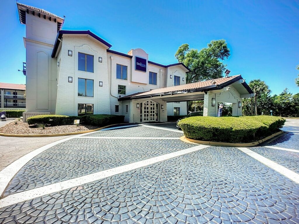 SoHo Inn & Suites Jacksonville North