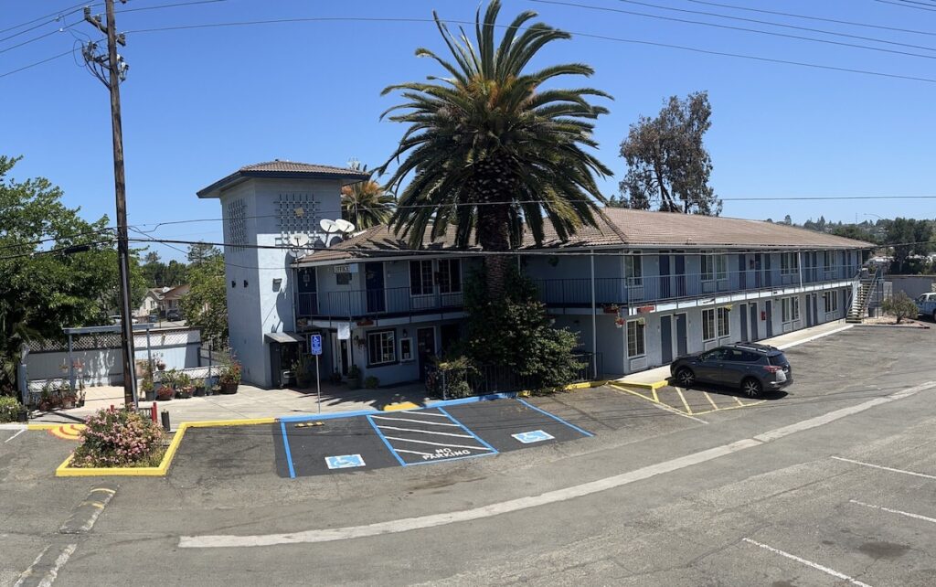 Solano Inn